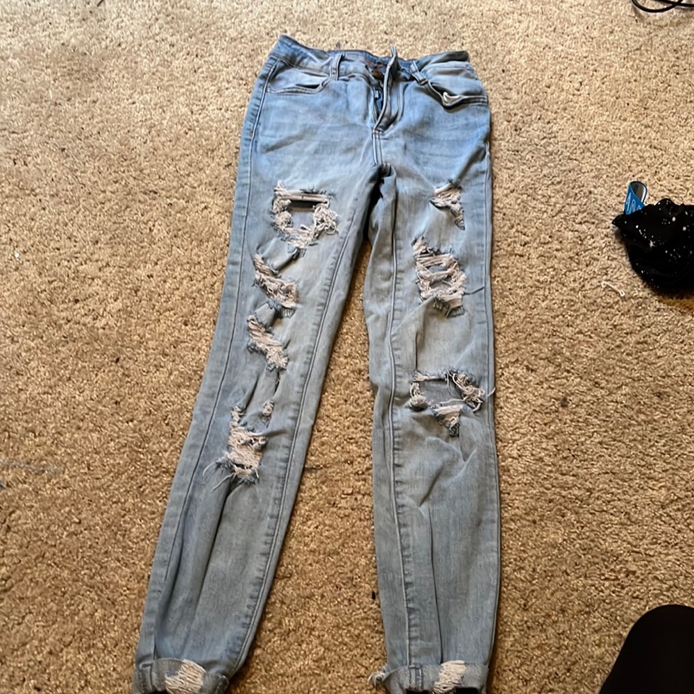 rue21 ripped skinny jeans